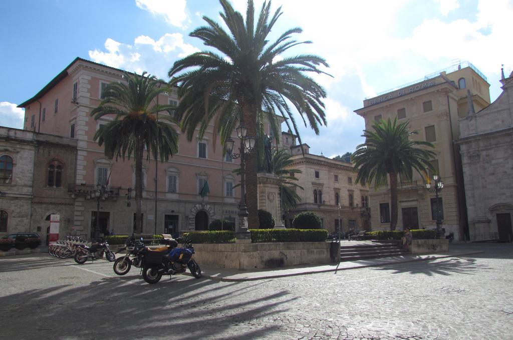 Dietro Piazza Apartment Ascoli Piceno Exterior photo